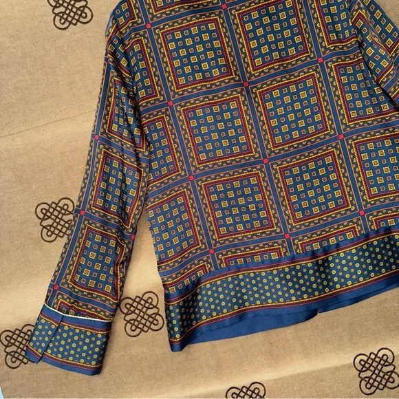 Zara Scarf Print Button Down Shirt Size M
Excellent Condition - Picture 13 of 16